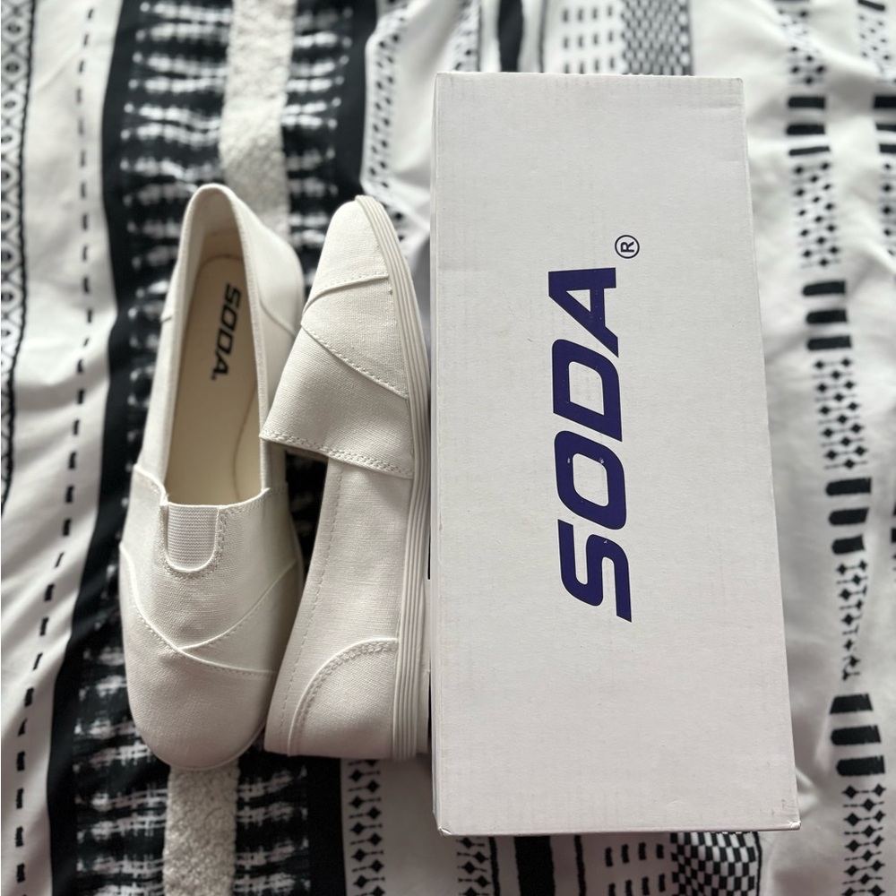 Soda Women's Cream Slip-On Flats